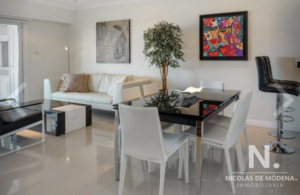 Espectacular Apartamento de 2 Dormitorios Frente al Mar