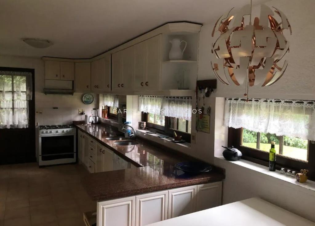 Casa de 4 dormitorios en venta en Lugano, Punta