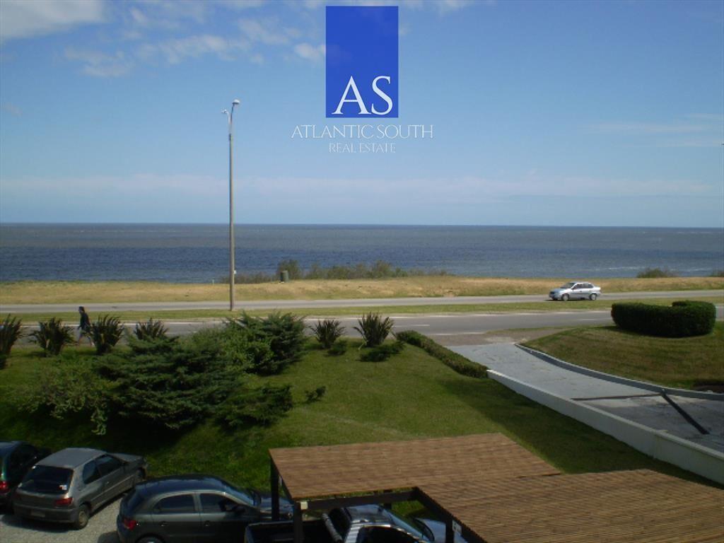 Apartamento moderno 3 dormitorios frente al mar