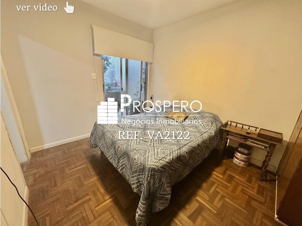 VA2122/p/3 Venta Casa 3dorm Tres cruces Patio Azotea