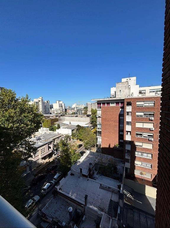 Punta Carretas Alquiler con muebles 2 dormitorios 2 baños t