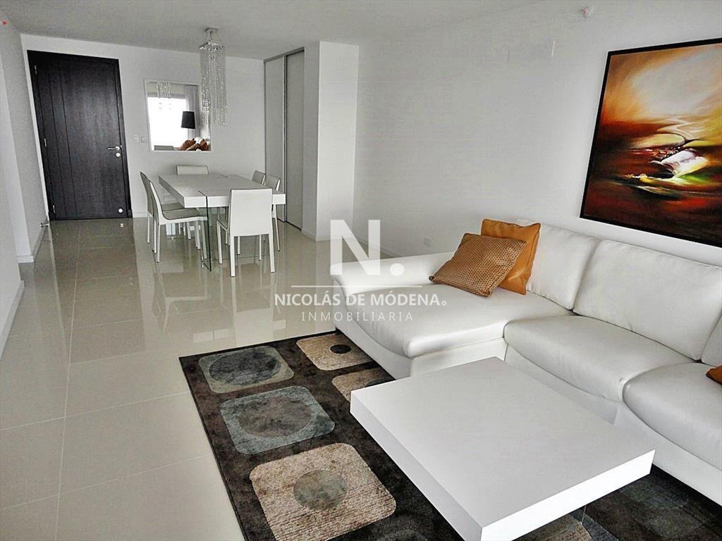 Punta del Este, 3 dormitorios con vista al mar