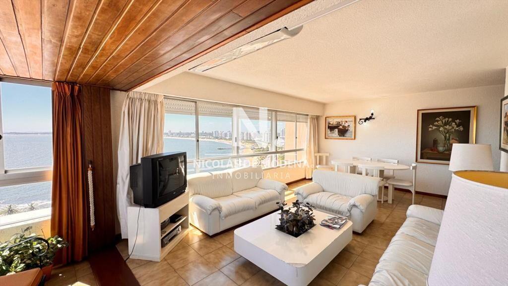 Apto en Torre Gattas -3 dor, 3 Baños, Balcón a