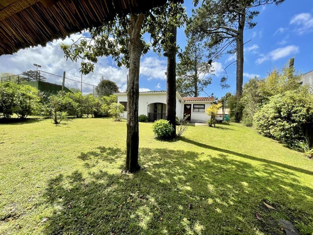ALQUILER TEMPORAL CASA 3 DORMITORIOS LUGANO PUNTA DEL ESTE