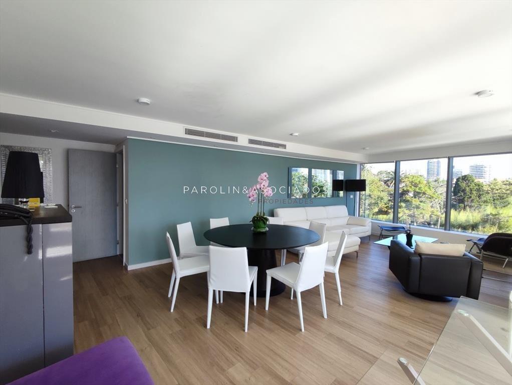 Apartamento en venta en Mansa, Punta del Este.