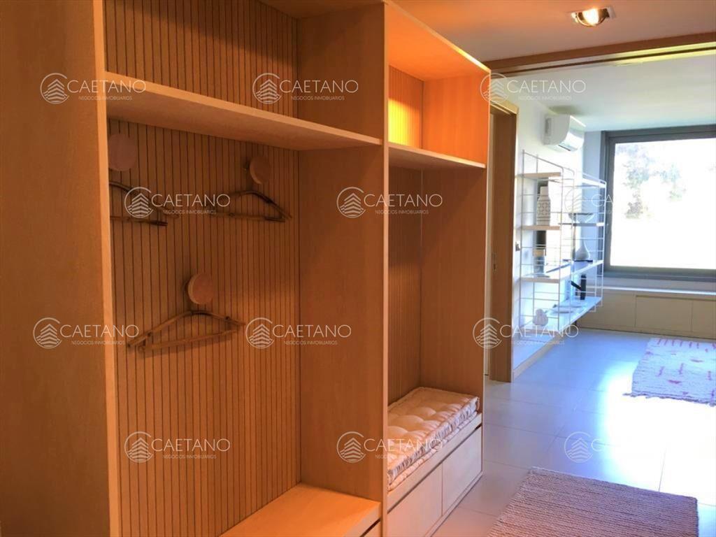 Venta apartamento planta baja en Tiburón Barra