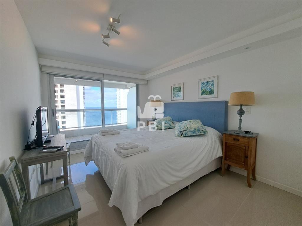 Alquiler de apartamento 2 dormitorios en Punta del este, Ma