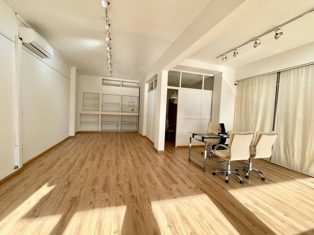 LOCAL COMERCIAL EN VENTA CON RENTA PUNTA DEL ESTE