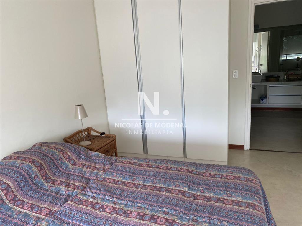 En venta Departamento de 3 dormitorios acogedor 2