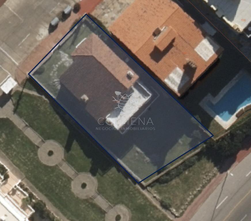 Espectacular lote frente al mar, ideal inversores