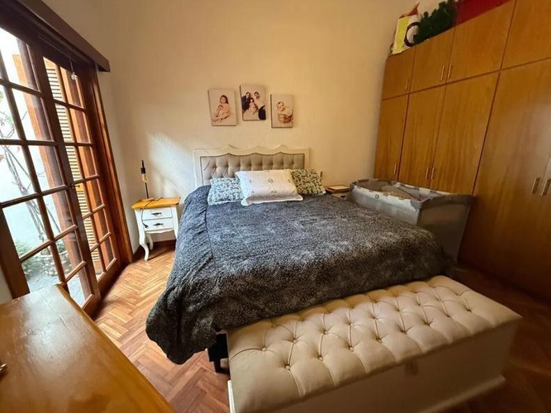 Venta casa de 2 dormitorios y 2 baños, con garage en La Bla