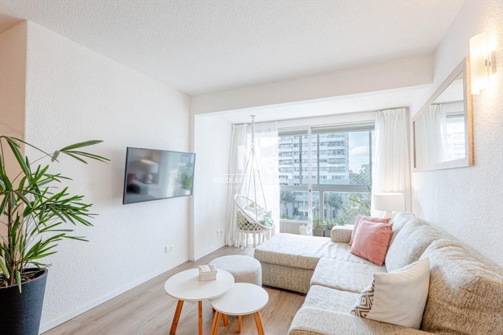 Departamento de 3 dormitorios en venta en Punta