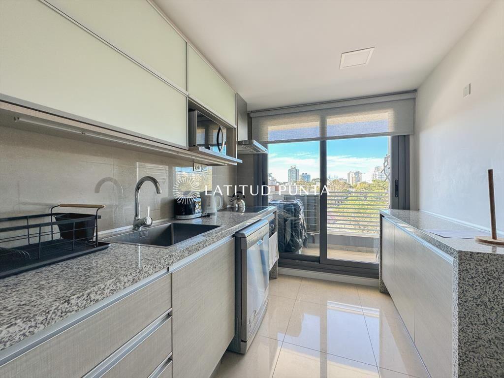 Apartamento en Mansa, 2 dormitorios en suite