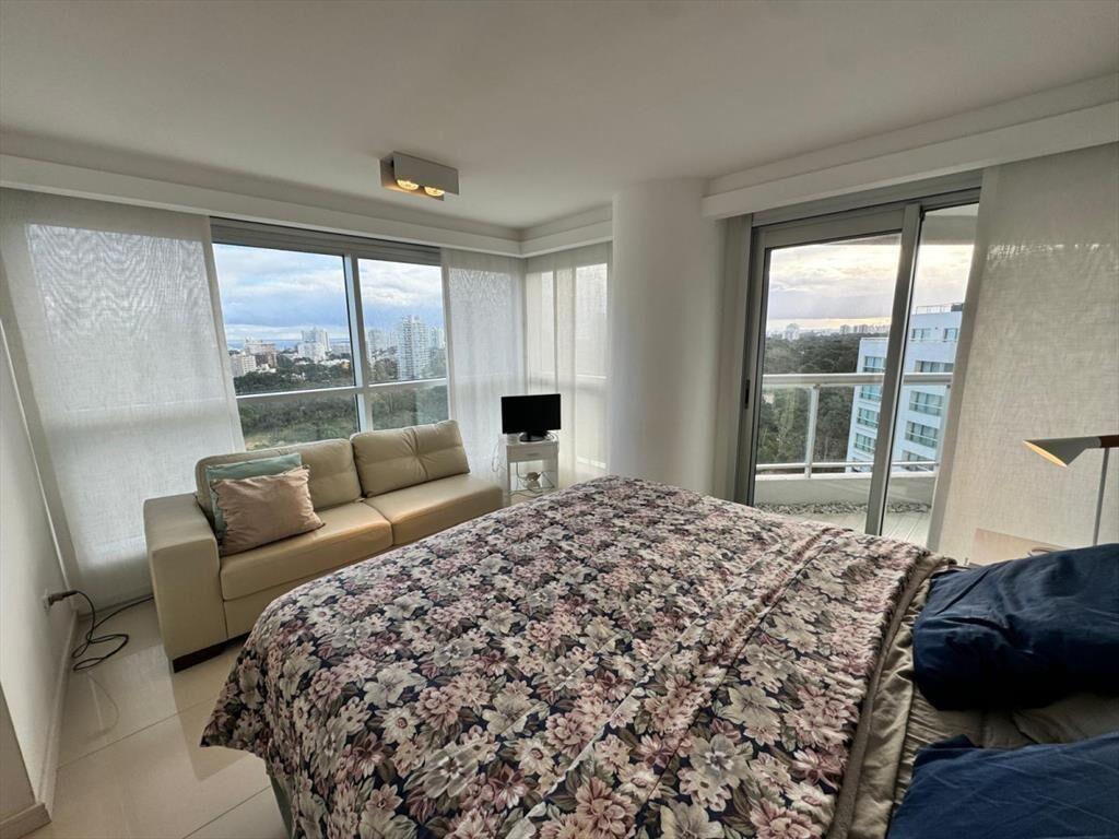 VENTA APARTAMENTO 2 DORMITORIOS + DEPENDENCIA