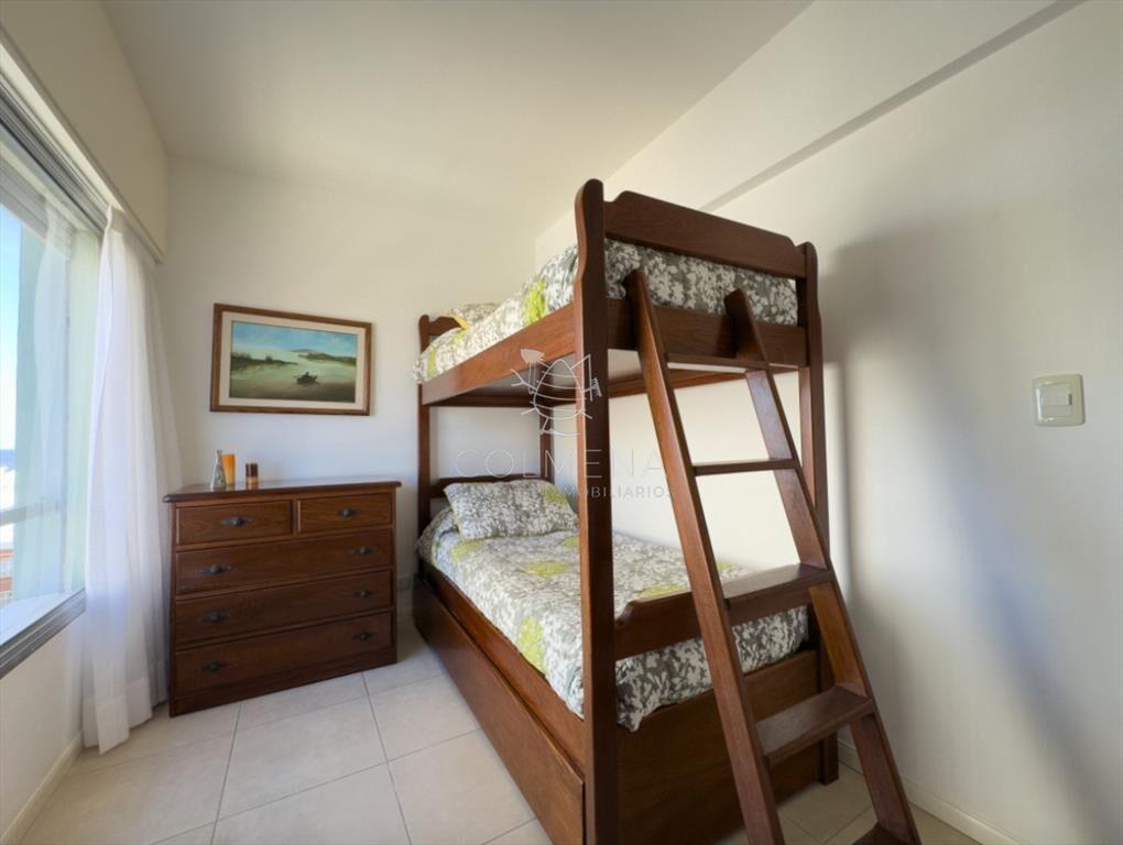 Muy lindo apartamento a metros de Gorlero y las