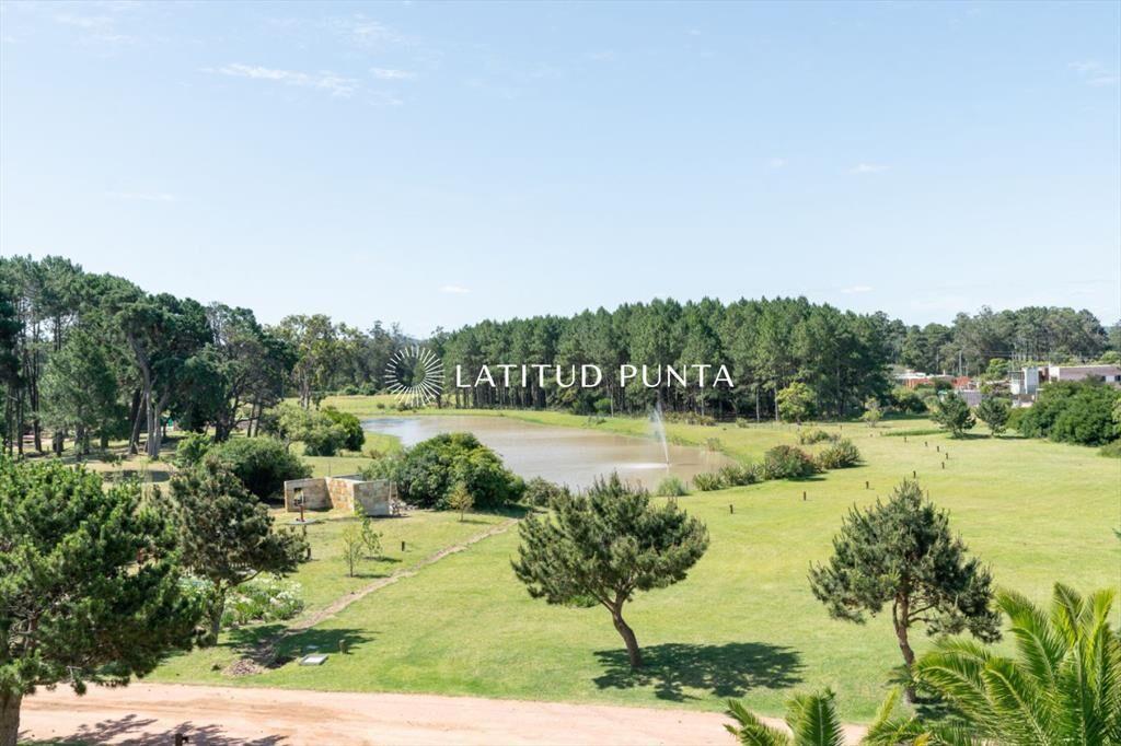 Apartamento Playa Mansa 3 ambientes