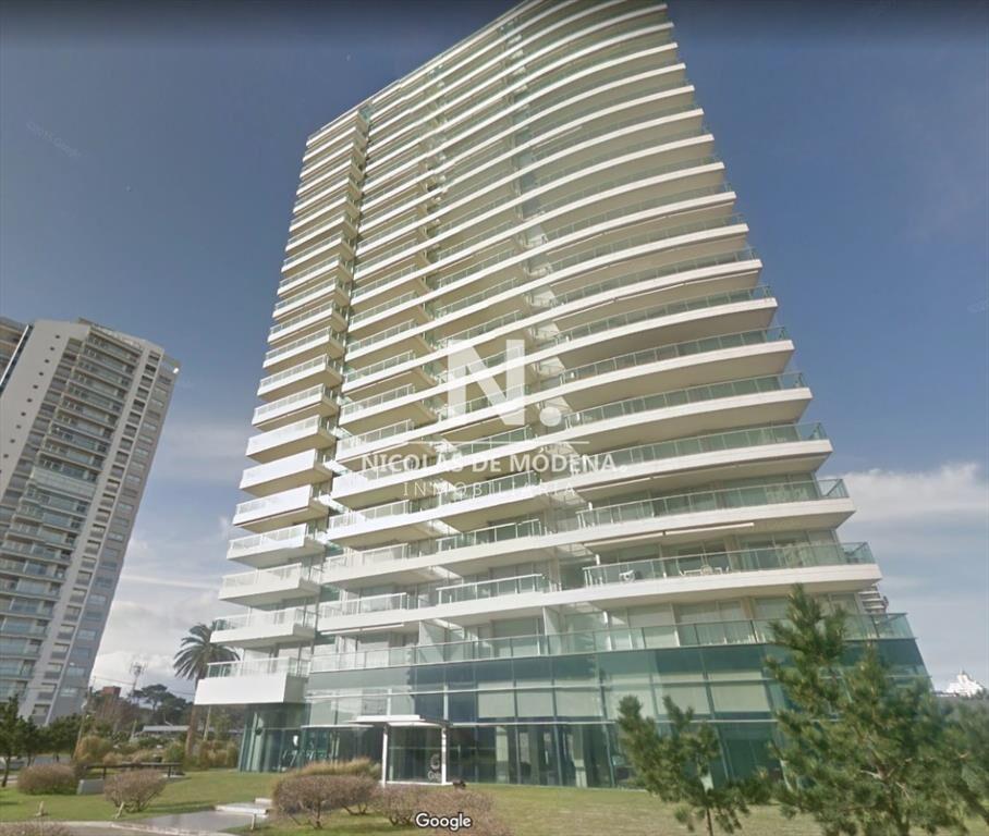 En venta apartamento de 2 dormitorios con vista