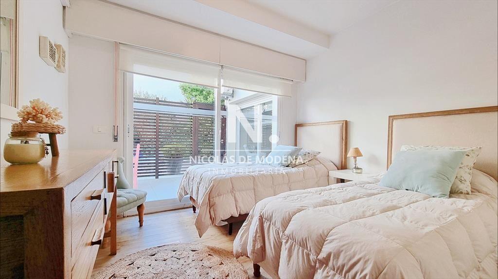 Apartamento moderno en Peninsula, 3 dormitorios,