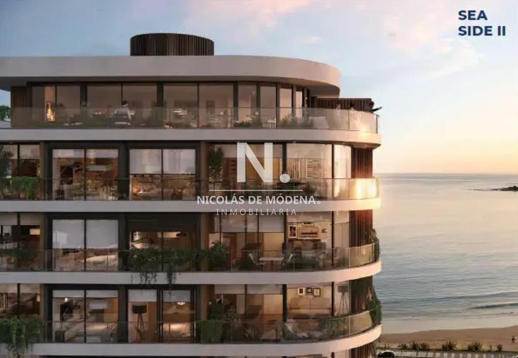 Venta de apartamento de 1 Dormitorio cercano a la rambla. P