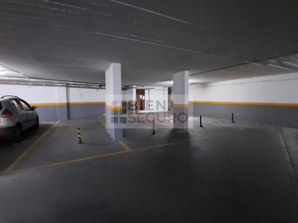 Oportunidad. Paquete de 10 garajes fijos en venta en Puerto