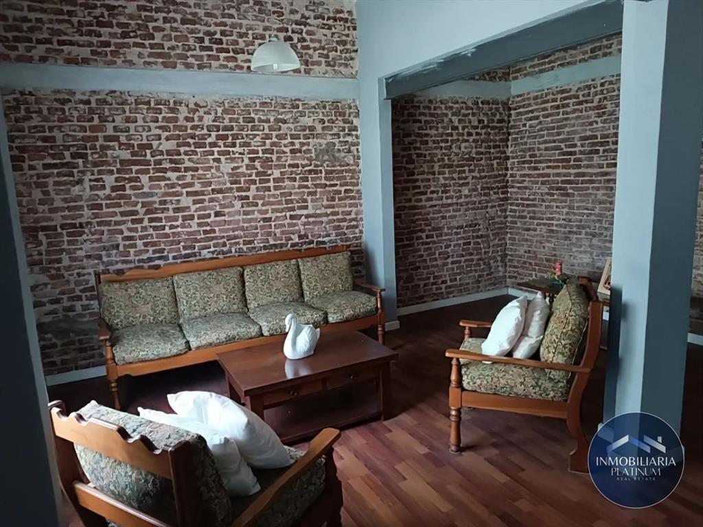Casa en venta c/ cochera en Flor de Maroñas
