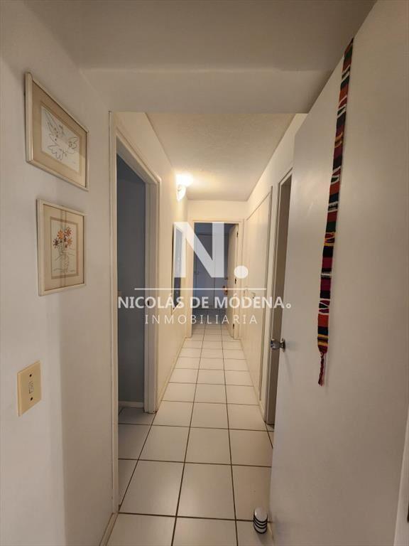 Vende apartamento de 2 dormitorios en Punta del