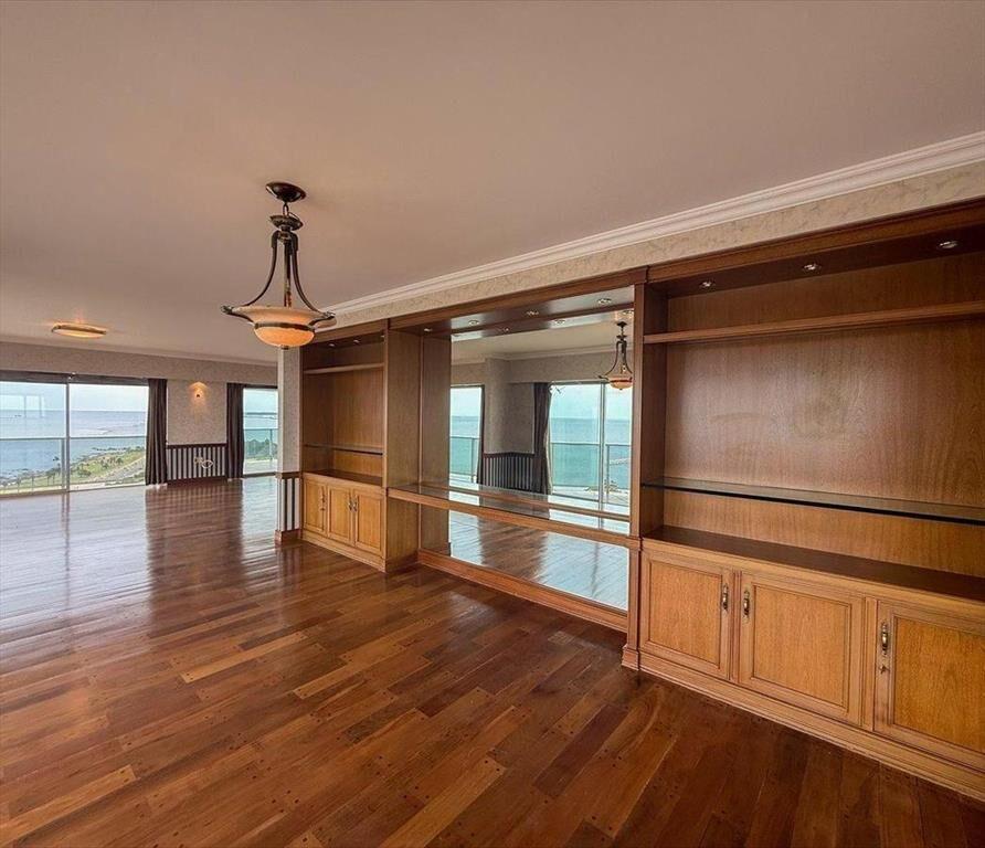 VENTA APARTAMENTO GOLF. 3 DORMITORIOS Y SERVICIO