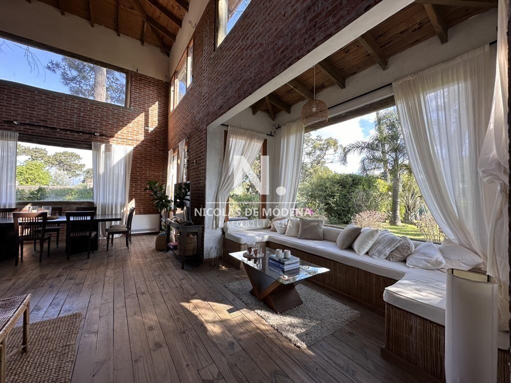 Casa de 3 dormitorios con piscina en Marly , del