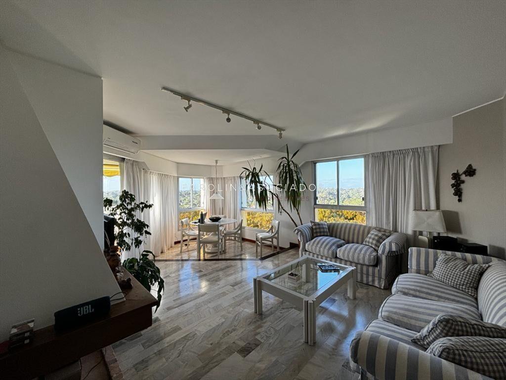 Apartamento en venta 2 dormitorios en Lugano, Punta del Est
