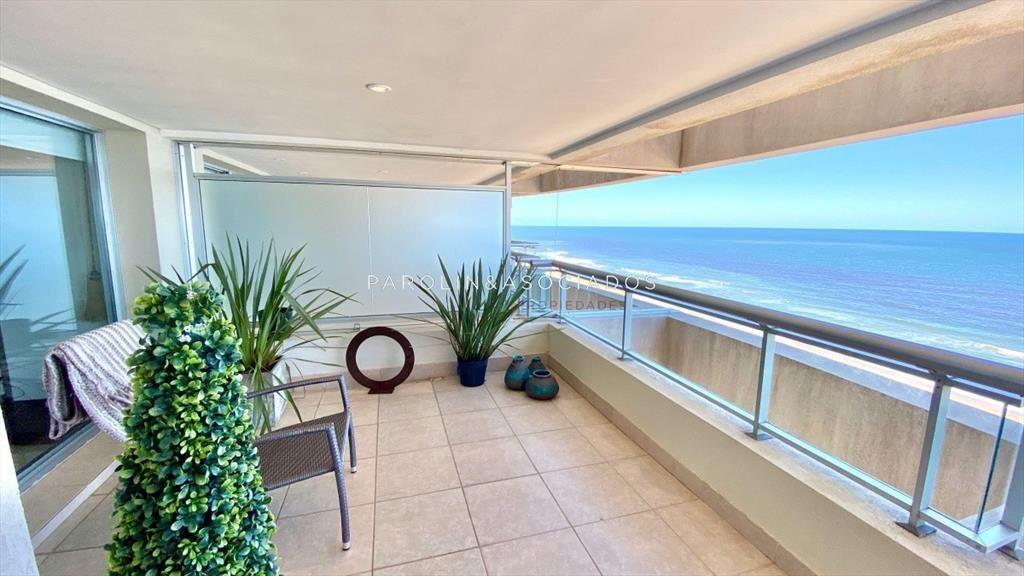 Hermoso apartamento en venta en Torre Lobos, del
