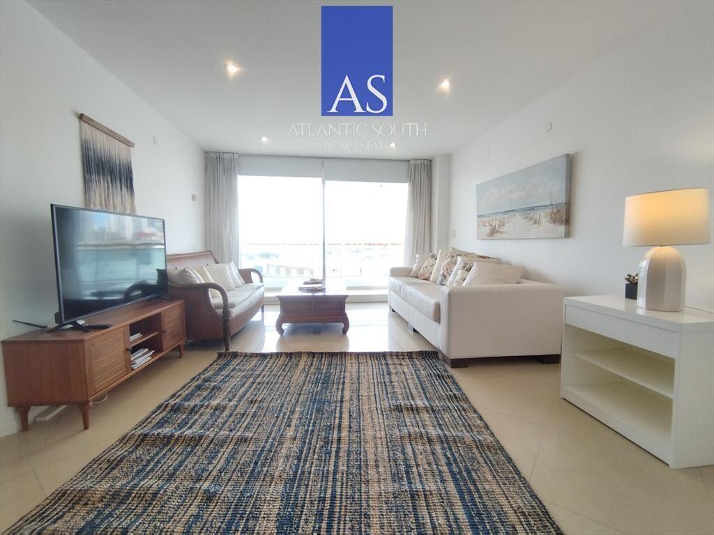 Apartamento moderno de 3 dormitorios cerca del mar Playa Ma