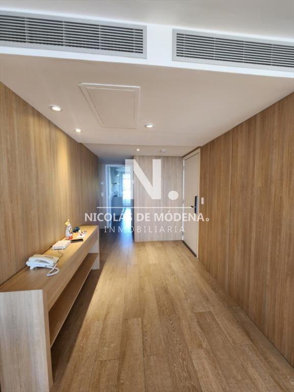 Exclusivo apartamento en primera linea de la con