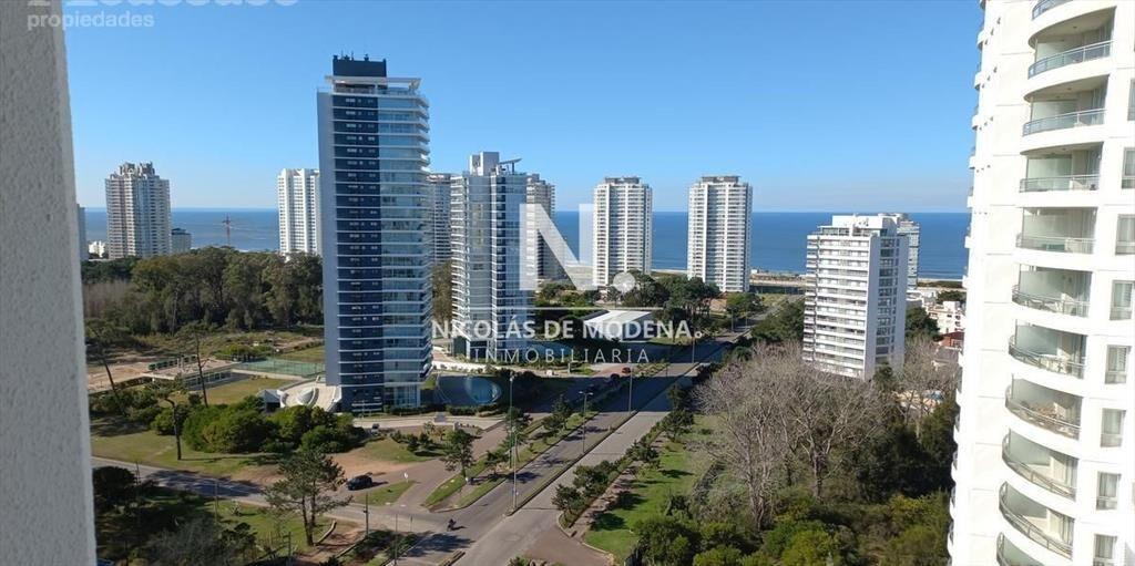 Pent house 3 dormitorios + dependencia de en del
