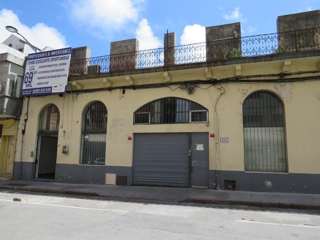Venta Local Comercial alquilado. Ciudad Vieja-Renta anual 7