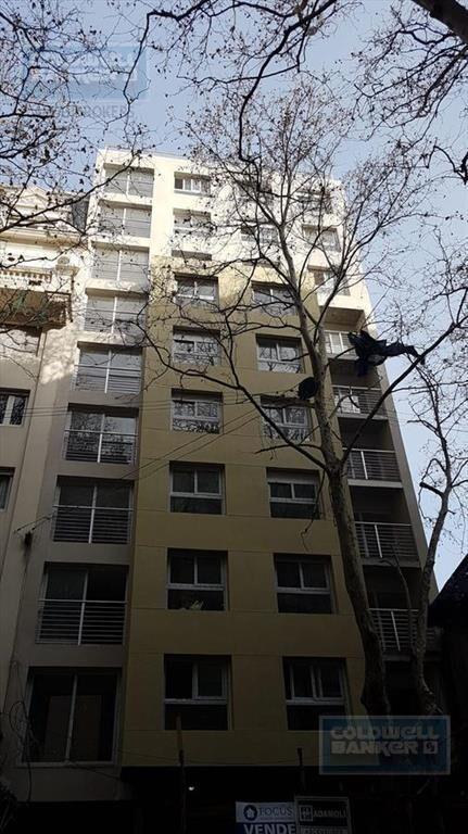 Apartamento de 2 dormitorios en venta en Centro con renta