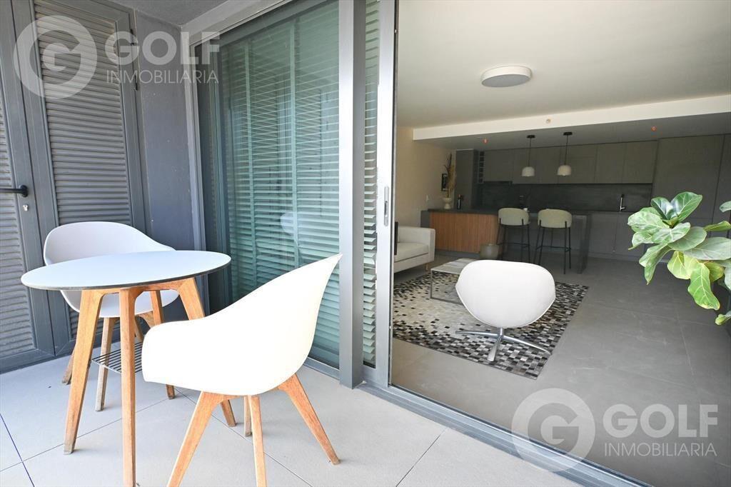 Venta de apartamento de 2 dormitorios con terraza en Barra