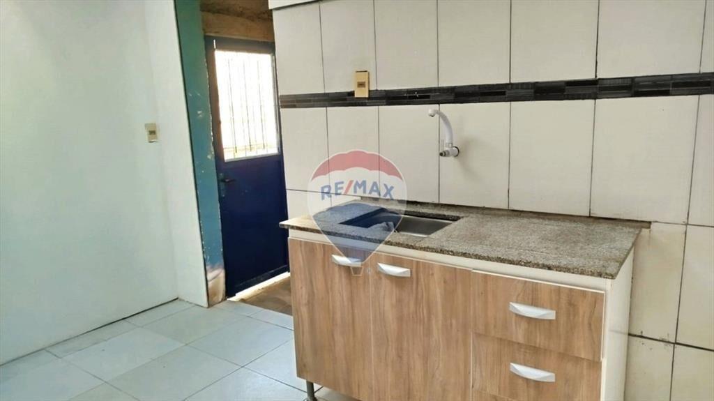 VENTA CASA + APTO CON RENTA - FLOR DE MAROÑAS