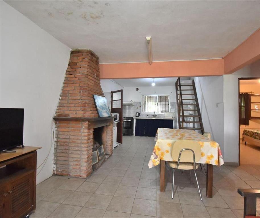 CASA CON LOCAL EN VENTA EN LOS PINOS