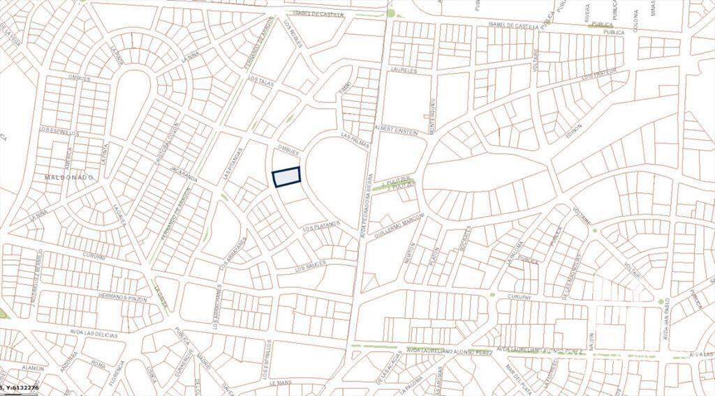 Gran terreno en venta en zona residencial exclusiva. Beverl