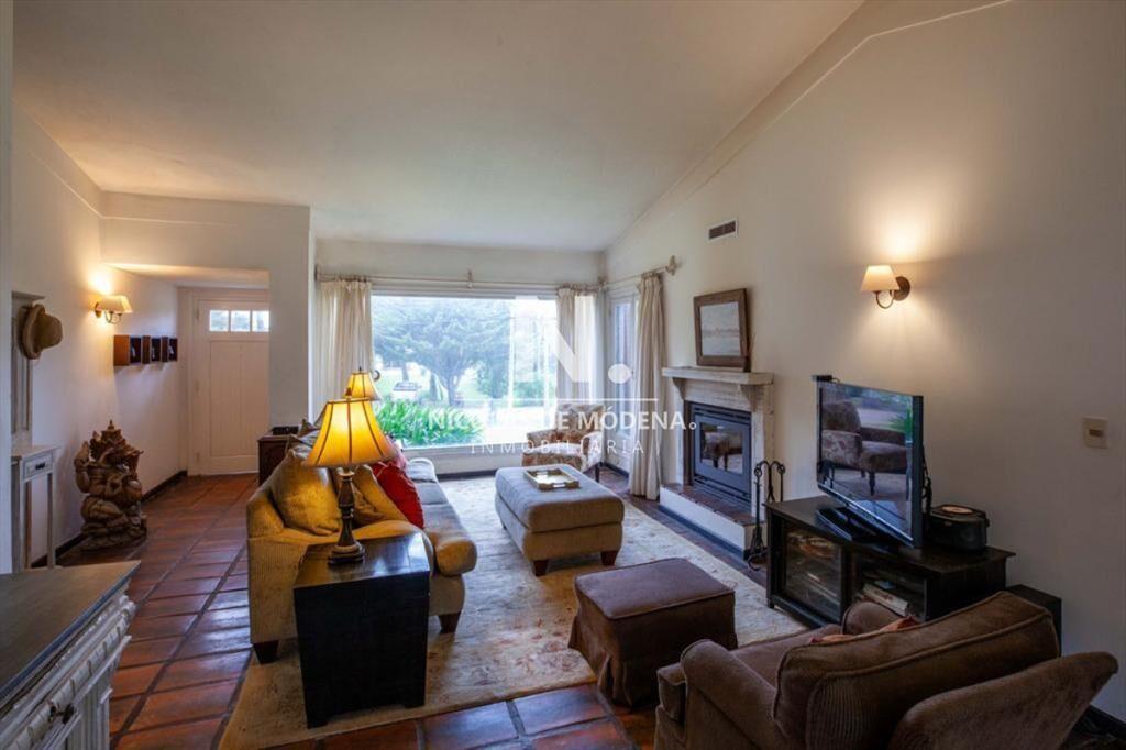 Casa de 4 dormitorios Alquiler en Punta del Este