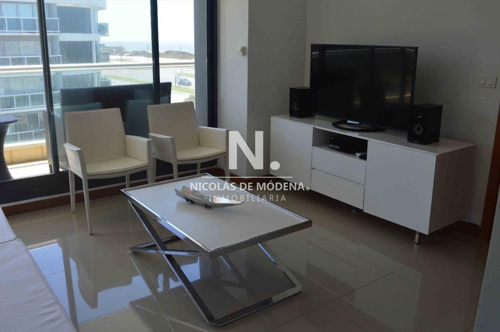 Apartamento en BRAVISSIMA 6,  En Venta, Brava, Punta del Es