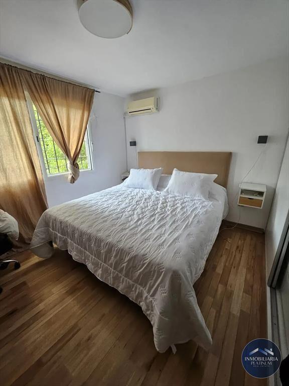 Casa en venta c/ cochera en Pocitos