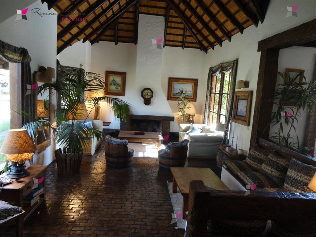 VENTA CASA DE 5 DORMITORIOS EN SAN RAFAEL