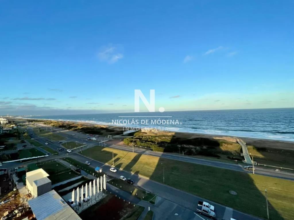 Departamento en venta frente al mar. Torre Le de