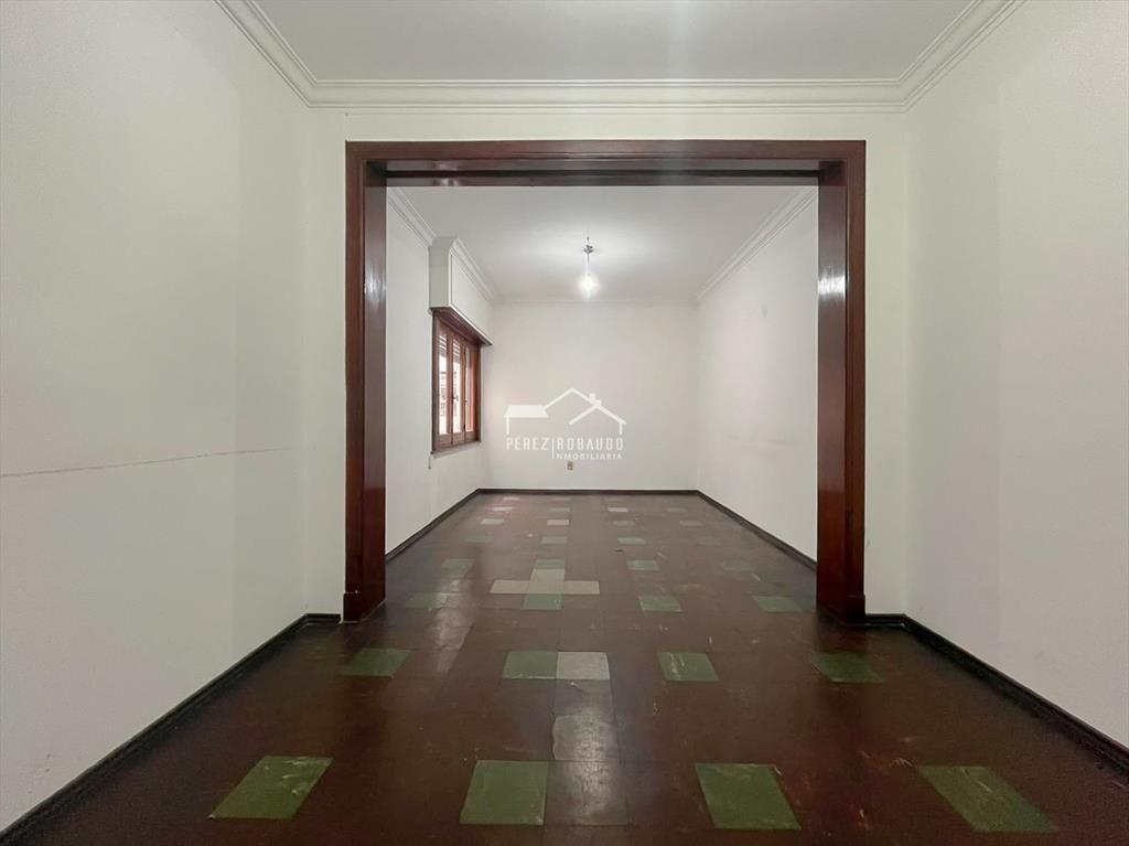 Venta apartamento 3 dormitorios al frente. Tres Cruces