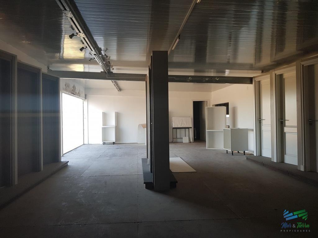 En venta excelente galpon con oficinas, 600 m2,