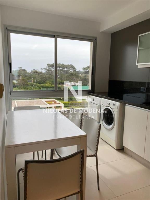 Buen Apartamento en Playa Brava