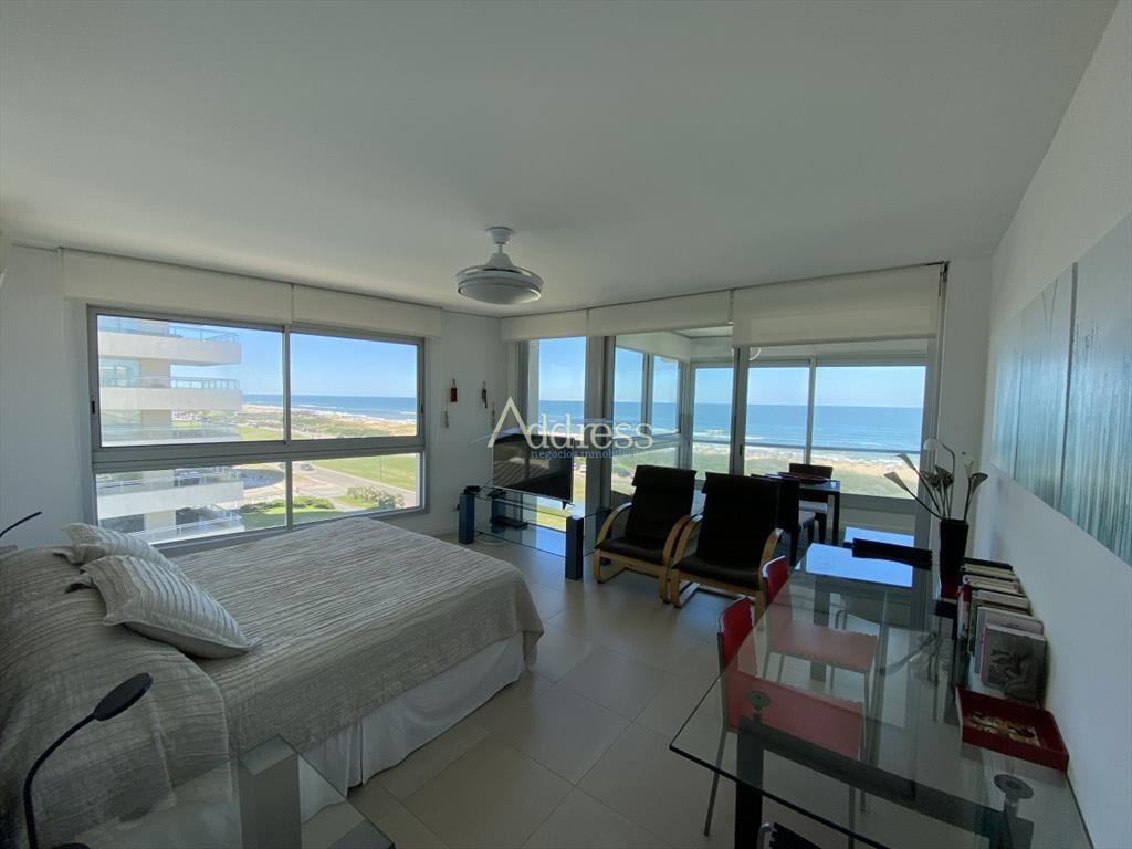 ¡Espectacular apartamento en primera linea frente a la bra