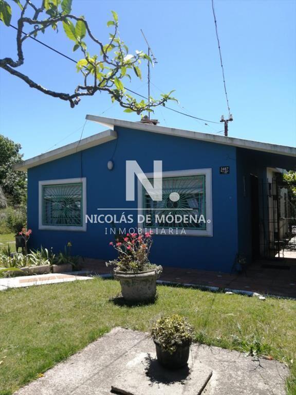 Vende casa2 dormitorios 1 baÃ±os en JoaquÃ­n con