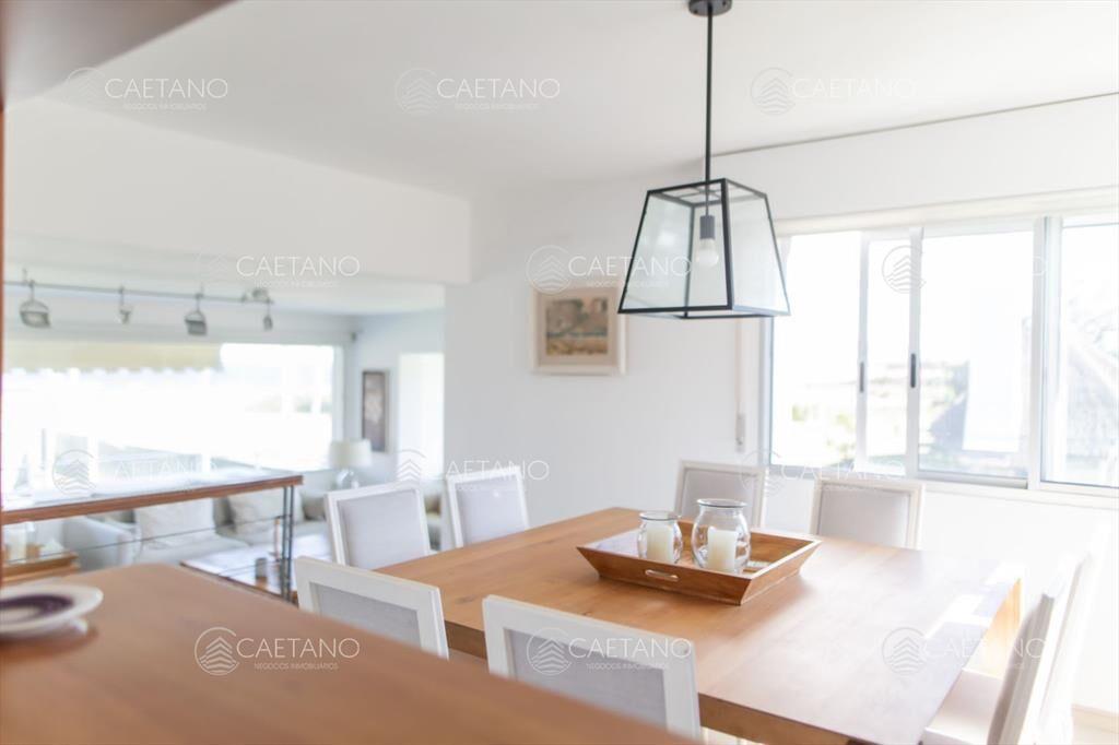 Excelente casa en Punta Ballena, alquiler anual
